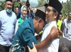 Cak Imin Kunjungi Korban Gempa Lombok dan Berikan Bantuan