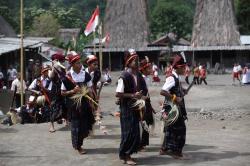 Kemensos Beri Bantuan ke Warga Kampung Gurusina Senilai Rp1,5 Miliar 