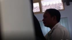 Geledah Ruang Komisi IV DPRD Mataram, Tim Kejari Angkut 1 Boks Plastik