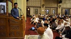 Gubernur Emil Minta Lurah-Kades Ajak Warga Salat Subuh Berjamaah