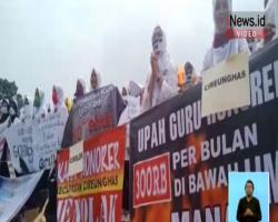 Guru Honorer di Sukabumi Unjuk Rasa Tuntut Diterima PNS Tanpa Batasan Umur