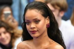 Keren, Penyanyi Sekaligus Selebriti Rihanna Jadi Dubes Barbados