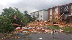 Angin Tornado Luluhlantakkan Ottawa Kanada, 2 Orang Luka Parah