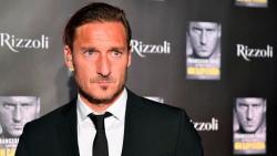 Dalam Autobiografinya, Totti Akui Pernah Hampir Pukul Nedved