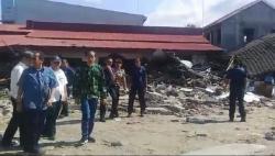 Tiba di Palu, Berjaket Loreng Presiden Pimpin Ratas Penanganan Bencana