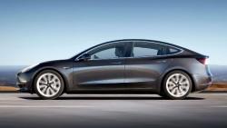 Tesla Produksi 80.000 Unit Mobil Listrik, Model 3 Capai Target