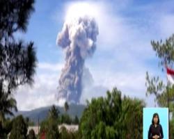 Gunung Soputan Erupsi, BNPB Pastikan Tak Ganggu Penerbangan Bandara