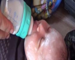 Wanita asal Donggala Lahirkan Bayi Perempuan di Pengungsian