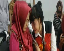 Dituntut 5 Tahun Penjara dan Denda Rp1 Miliar, Roro Fitria Pingsan