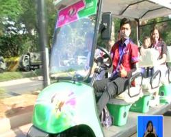 Penonton Asian Para Games Nikmati Transportasi Unik Boogie Car di GBK