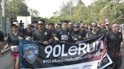 Disemangati Emak-Emak, Emil Tuntaskan Lari 10 Km BNI-ITB Marathon