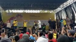 Heboh, Khofifah Duet Bareng Siti Badriah di Panggung FPL Malang