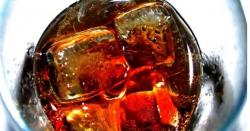 Meski Terasa Segar, Begini Dampak Minum Soda pada Tubuh Anda