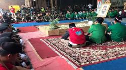 Tiba di Tegal, Tim Kirab Satu Negeri Ziarahi Makam Enthus Susmono