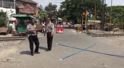 Olah TKP Pajero Vs KA di Surabaya, Petugas Terlambat Tutup Perlintasan