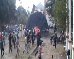 Mahasiswa di Makassar Bentrok Dipicu Aksi Pengeroyokan