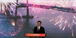 Presiden China Xi Jinping Resmikan Jembatan Laut Terpanjang di Dunia