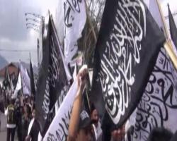 Aliansi Umat Pembela Kalimat Tauhid Unjuk Rasa di Alun-Alun Garut