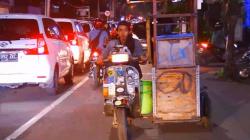 Kedai Kopi Bermodal Motor Tua