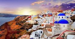 Jelajahi Jalan Setapak di Santorini, Keindahannya Mirip Lukisan