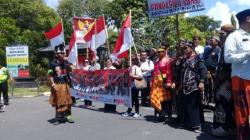 Masyarakat Bali Lintas Agama dan Etnis Demo Tolak HTI