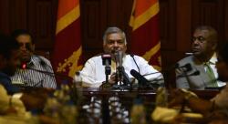 PM Sri Lanka Tolak Mundur meski Dipecat Presiden