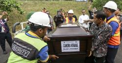 Jadi Korban Lion Air JT 610, Jenazah Jaksa Dodi Dimakamkan di Bintaro