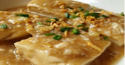 Menyantap Tahu Saus Kepiting Lada Hitam, Sajian Nikmat Menu Seafood
