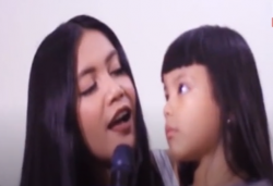 Putrinya Kemoterapi Leukemia, Denada Jadi Guru Privat