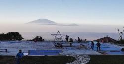 Spot Instagenik di Puncak Tertinggi Semarang, I'AMpelgading Lagi Hits