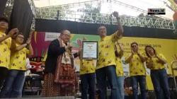 Karnaval FPL Diikuti Peserta Terbanyak, iNews dan Adira Raih Rekor MURI