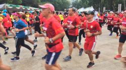 Senang Bertemu Sheringham, Fans MU Ingin RCTI Reds Run Rutin Diadakan