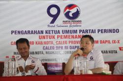 Bekali Caleg Perindo di Jombang, HT Minta Kader Militan Rebut Kursi
