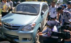 Hari Pertama Operasi Cabut Pentil, Oded dan Yana Gembosi 3 Mobil