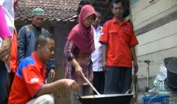 Dongkrak Ekonomi, Rescue Perindo Latih Warga Gunungkidul Olah Kelapa