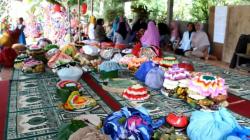 Warga Desa Bukit Karangasem Rayakan Maulid Nabi di Tenda Darurat