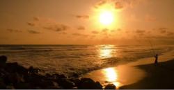 Wisata Yogya, Singgahi Pantai Glagah yang Unik dengan Dermaga Tetrapod