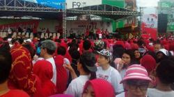 Ribuan Warga Bandarlampung Ikut Jalan Sehat Bersama Jokowi