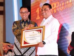 Pemprov DKI Raih Penghargaan Penyelenggara Pelayanan Publik Terbaik