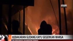 Kebakaran Gudang Kayu Gegerkan Warga di Palangkaraya