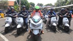 Pakai Motor Listrik, Bupati Irsyad Pimpin Java Road Trip di Pasuruan