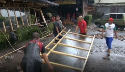 Banjir Porakporandakan Kota Malang, Pemotor dan Mobil Terseret Arus