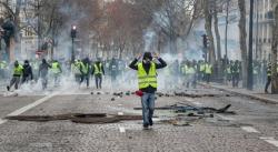 Rusia Tepis Terlibat dalam Demonstrasi Rompi Kuning di Prancis