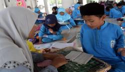 Komisi E DPRD Apresiasi Pemprov Berikan Insentif Guru Madin dan TPQ
