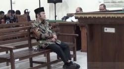 Bupati Lampung Selatan Didakwa Terima Gratifikasi Rp106 Miliar