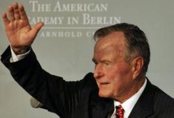 Terungkap, George HW Bush Pernah Jadi Orang Tua Asuh Bocah Filipina