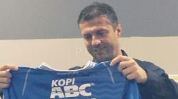 Persib Resmi Tunjuk Miljan Radovic sebagai Pelatih