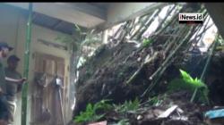 Longsor di 12 Titik, Sejumlah Jalan dan Rumah Warga di Magelang Tertimbun