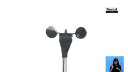 Kepulan Awan Panas dan Gempa Tremor Gunung Anak Krakatau Terekam