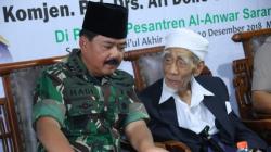 Panglima TNI dan Wakapolri Silaturahmi ke Mbah Maimoen Zubair